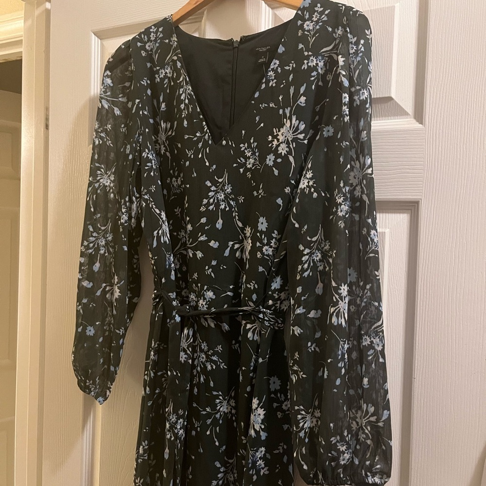 Ann Taylor Black and Blue Floral Long Sleeve Dress